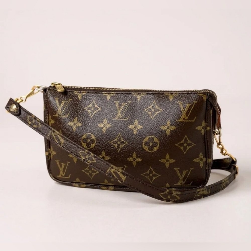 Louis Vuitton monogram pochette crossbody